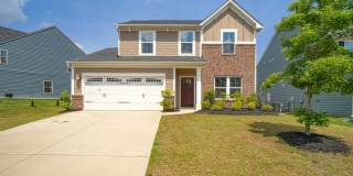 Beautiful 3 bedroom 2.5 bathroom ready for you to call home! Gallery 1