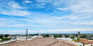 Gorgeous Stand Alone Town Home / Rolling Hills Golf Club is your Back Yard Gallery 8