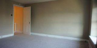 Stunning 4-Bedroom Townhouse in the Heart of Manayunk! Available NOW! Gallery 21