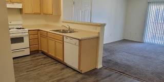 Larkspur Village Apartments Gallery 17