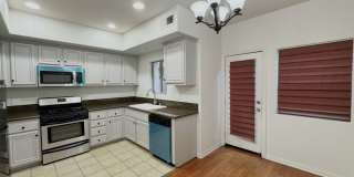 Stunning 2 Bed / 2.5 Bath Condo with 2-Car Garage in North Park Gallery 9