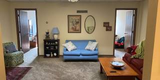 154 N Iowa St Gallery 1