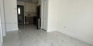 111 SW 11 Ave Gallery 3