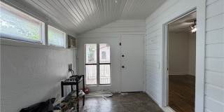 317 Melrose Street Gallery 18