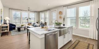 Alexan Lake Olympia Gallery 9