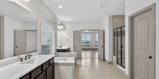 9003 Quail Gate Gallery 22