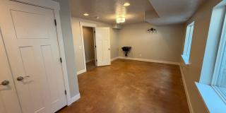 Spacious 6-Bedroom Home for Rent in Lehi Gallery 40