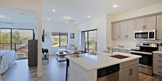 475 N 9TH Street Gallery 10