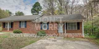 201 Pinecrest Drive Gallery 1