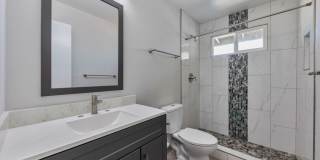 6-Bedroom, 3-Bath Tempe Home with Private Pool Near ASU Gallery 21