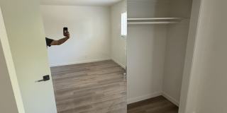 516 East Oak Street - B Gallery 3