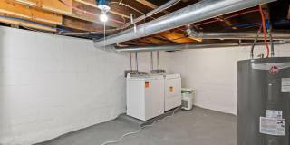927 Camden Avenue Gallery 21