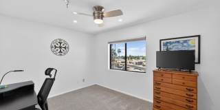 425 S Parkcrest Gallery 16