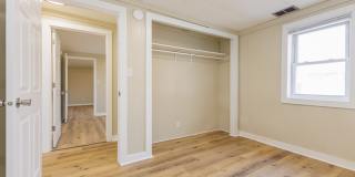 4609 South Madison Street Gallery 6