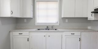 352 Adams Street Gallery 6