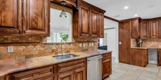 455 W Lincoln Avenue Gallery 14