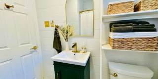 4 Bedroom 2 Bath Bungalow, in Forsyth Park- Available Jan 3rd!!! Gallery 14