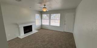 PRELEASING FOR MID JULY! 3 Bedroom 2 bath in the heart of South Austin Gallery 8