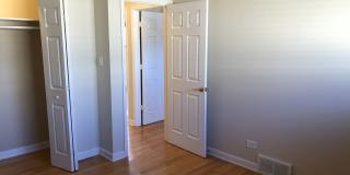 1674 Maple Street Gallery 19