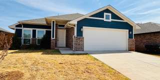 Spacious 3-Bedroom Home in Norman Gallery 1