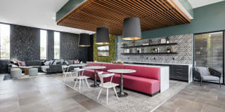 FIFTEEN 51 Gallery 13