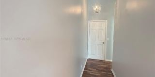 4923 SW 33rd Way Gallery 21