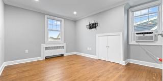 86 Forest St Gallery 13