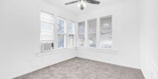 526 W Munson Gallery 24