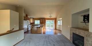 Spacious 5BD/3BTH Everett Home for Lease Near Boeing! Gallery 5