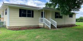 LOVELY 3 BEDROOM COTTAGE - GURLEY Gallery 1