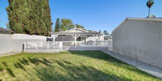 5439 Carpenter Ave Gallery 27