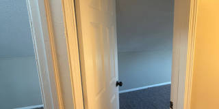 2 BED + BONUS ROOM! 1 BATH HOME! Gallery 11