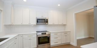 131 Racquet Lane Gallery 21