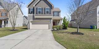 Minutes to Back Gate & Beaches! Gallery 1