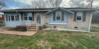 FOR LEASE - 3 bed, 1 bath, 1,218 sqft single-family home in Lebanon! Gallery 1