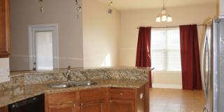 Crestivew: 4 Bedroom in Liberty Oaks Gallery 6