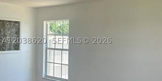 4020 Country Club Gallery 7