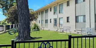 Fairfax Apartments Gallery 18