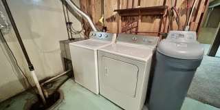 3742 Dorothy Lane Gallery 15