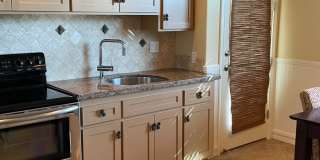 SOUTH MAUI BEAUTIFUL HOME WITH POOL IN MOANA ESTATES --Move in Special, month of April discounted rent to $5k a month Gallery 27