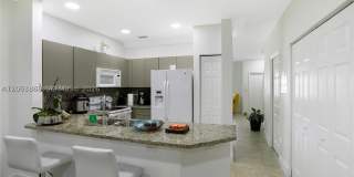 5701 NW 114th Ct Gallery 10