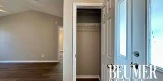 Spacious inside and out home for Rent Gallery 19