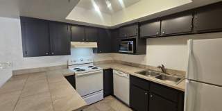 1 Bedroom Condo - Scottsdale - Updated - Ground level - In unit washer/dryer 1 Bedroom Condo - Scottsdale - Updated - Ground level - In unit washer/dryer Gallery 1