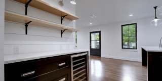 1110 W 22 1/2 St Gallery 7