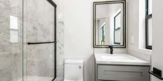 7223 Willoughby Ave Gallery 18