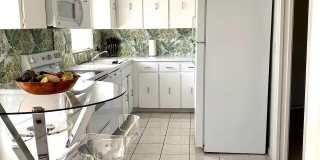 6 Lucerne Avenue Gallery 15