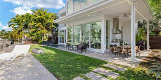 2217 NE 17th Ter Gallery 44