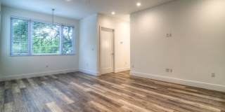 UT PRE-LEASE: Constructed August 2018, Luxury North Campus 3 bed / 3 bath home Gallery 10