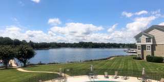 2BR Waterfront Condo in Davidson. Enjoy Beautiful Year Round Lake Views! Gallery 1