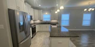 8461 Laredo Street Gallery 19